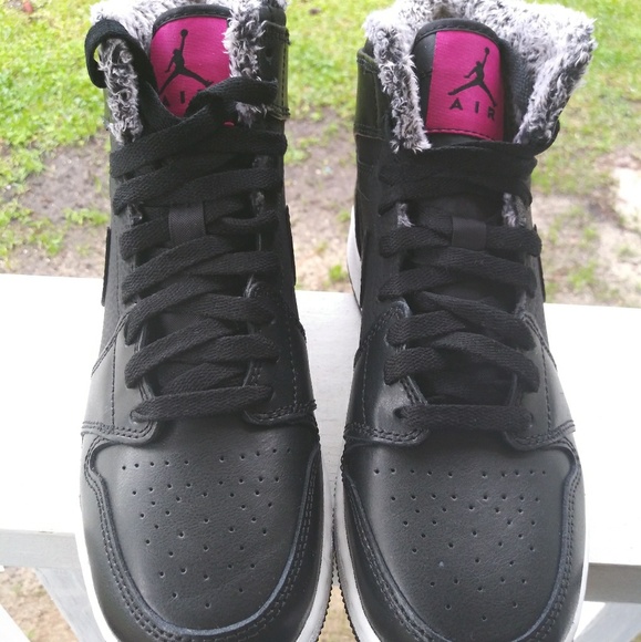 Jordan Shoes - Last 1 IN STOCK🆕AIR JORDAN RETRO 1 HIGH GG🌷🆕